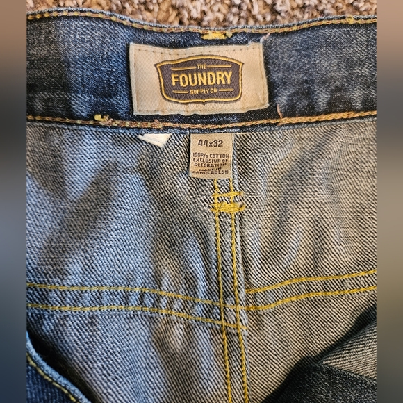 🛍 Men’s EUC Foundry Company Relaxed Jeans 44×32 - Picture 3 of 4